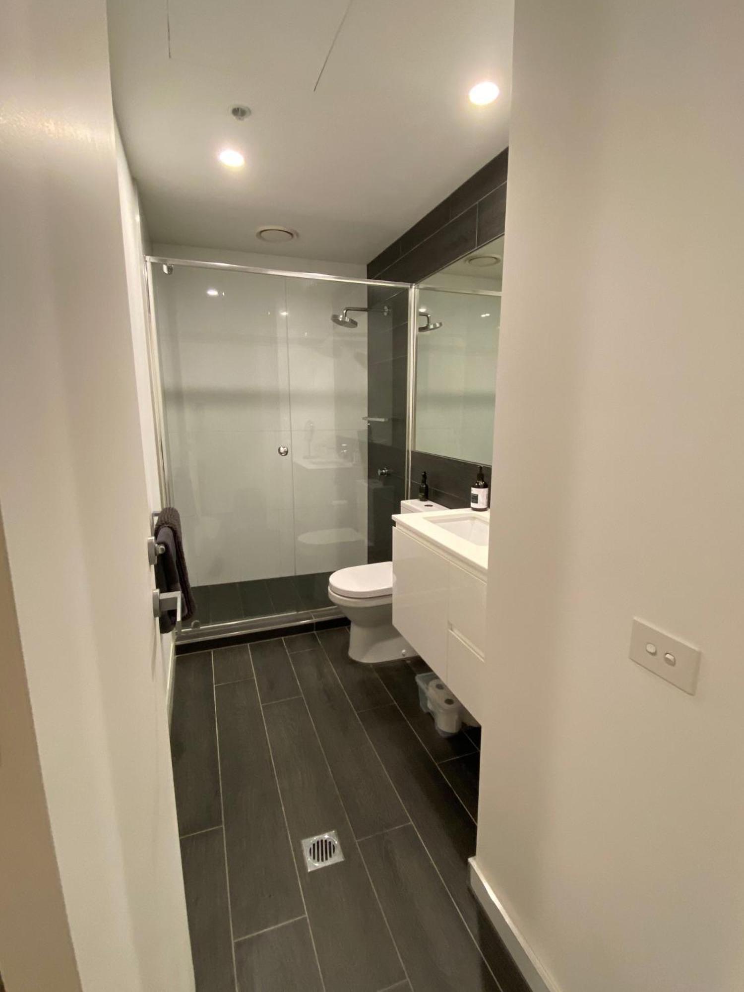 Modern Quiet 1 & 2 Bed Apt Opposite Albert Park Мельбурн Экстерьер фото